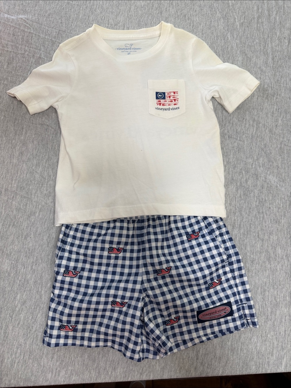 Vineyard Vines White Pocket Tee with Blue Whale Shorts both size 2T